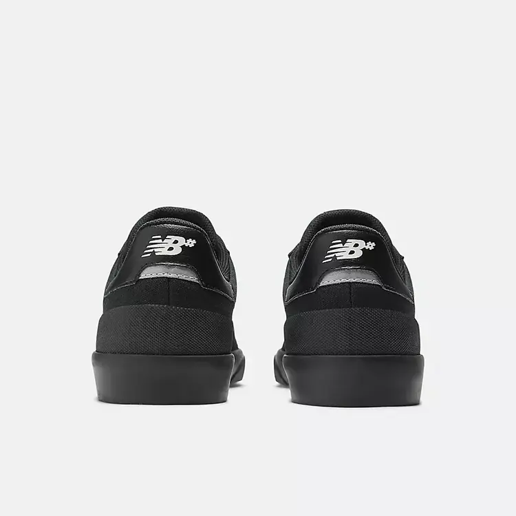 NEW BALANCE NEW BALANCE Numeric 272 Black/Black
