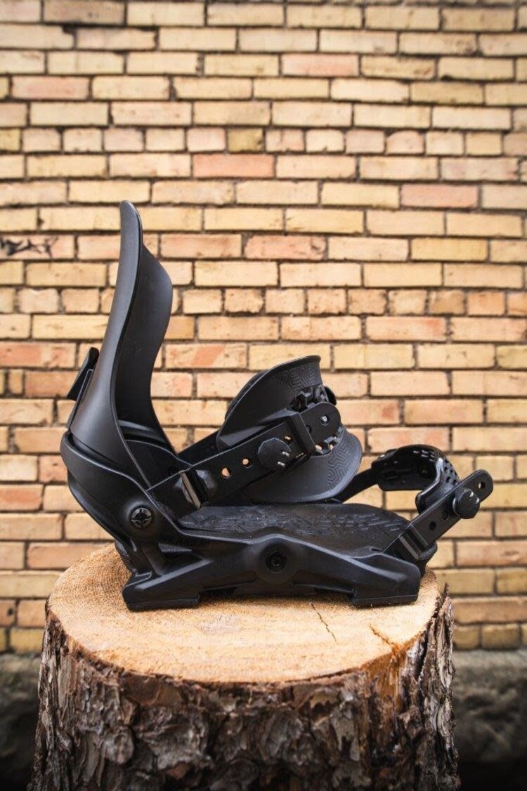 YES 2026 YES Vetta Pitch Black Ex-Demo