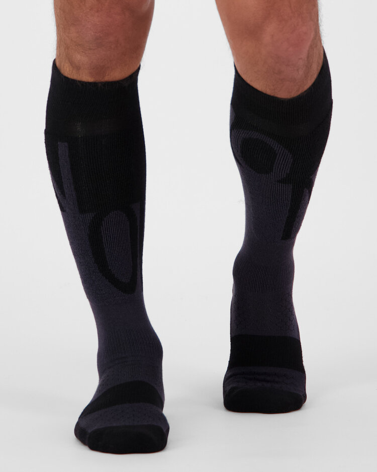 MONS ROYALE MONS ROYALE Unisex Ultra Cushion Merino Snow Sock Black / 9 Iron