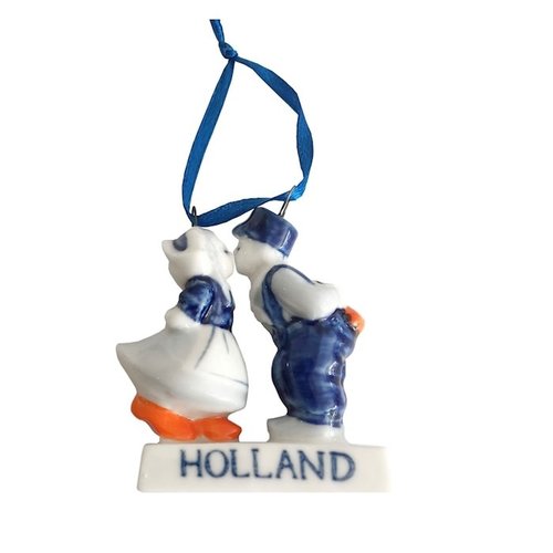 Delft Ornament Kissing Couple 2 inch Delft Ornament Kissing Couple 2 inch