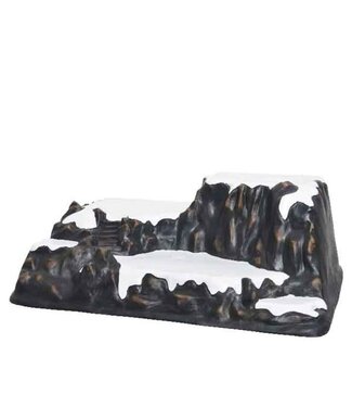 Montagne plastique noir enneigée
