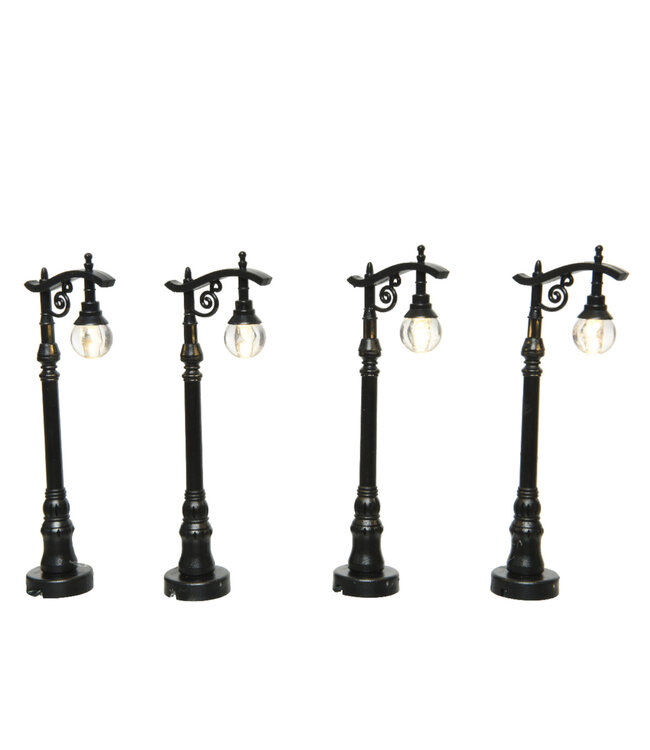 Ensemble de 4 lampadaires pour village
