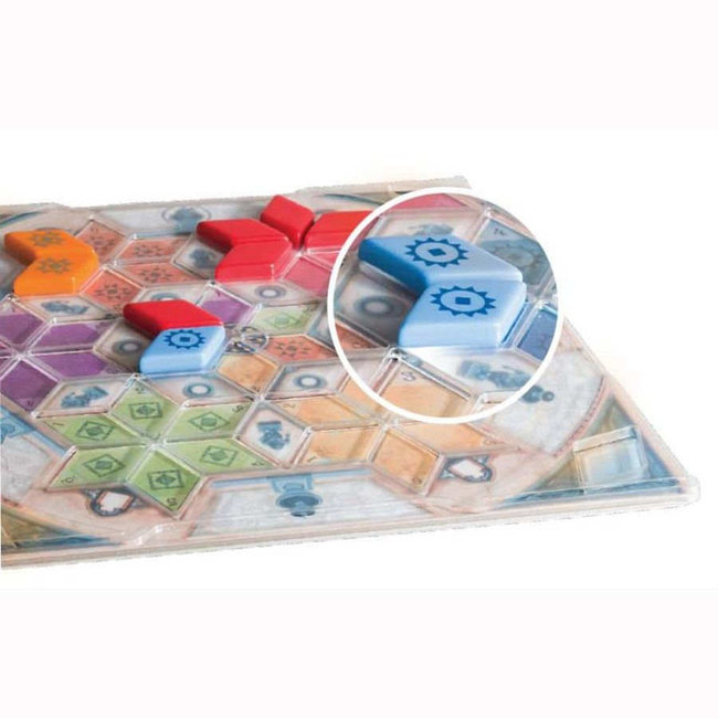 Azul: Glazed Pavilion