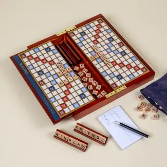 Scrabble Deluxe Travel Edition