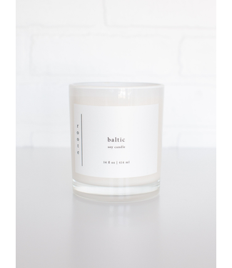 Roote Soy Candle in Baltic