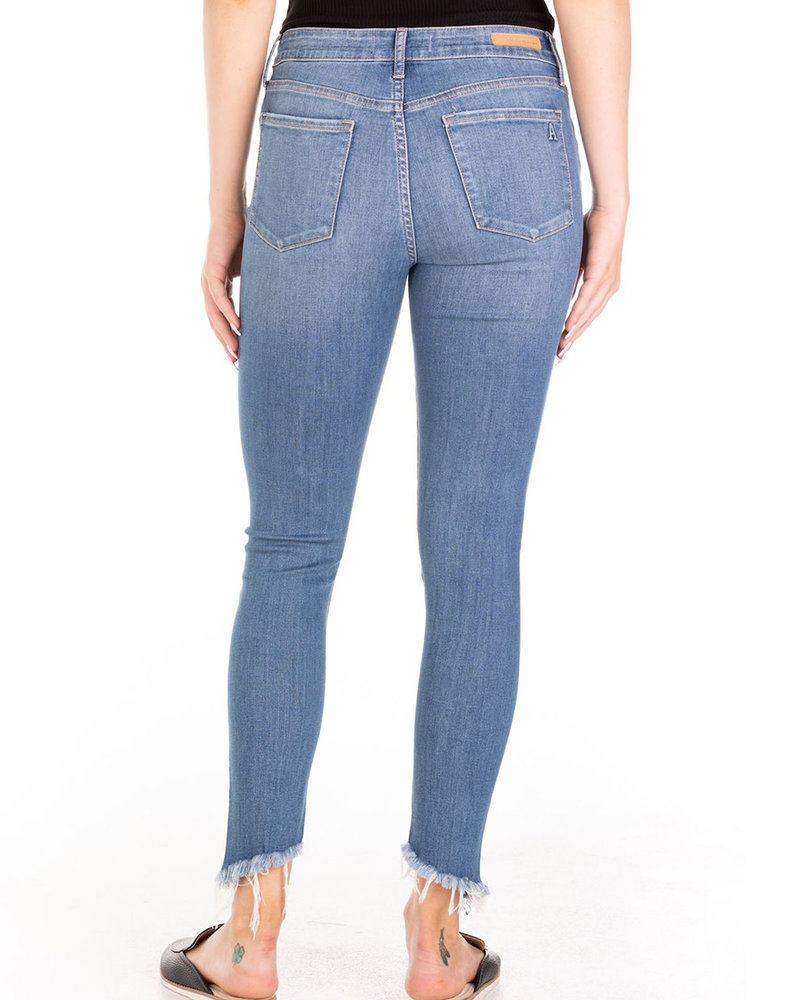 Articles of Society Articles of Society ‘Suzy’ Mid Rise Skinny Jean in Newport