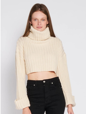 En Saison ‘Sleeve It Alone’ Cropped Turtleneck Sweater