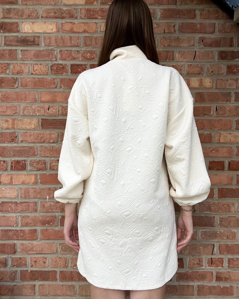 THML THML ‘In The Bisque’ Textured Sweater Dress