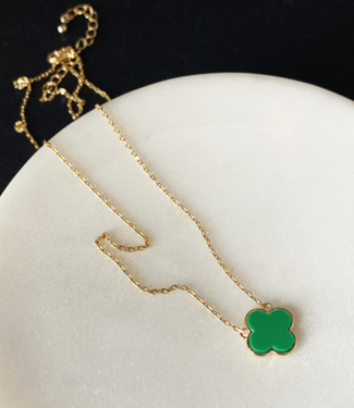 Must Have Clover Leaf Pantone Necklace (More Colors)