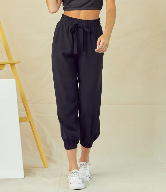Doe & Rae ‘Paper Girl’ Jogger