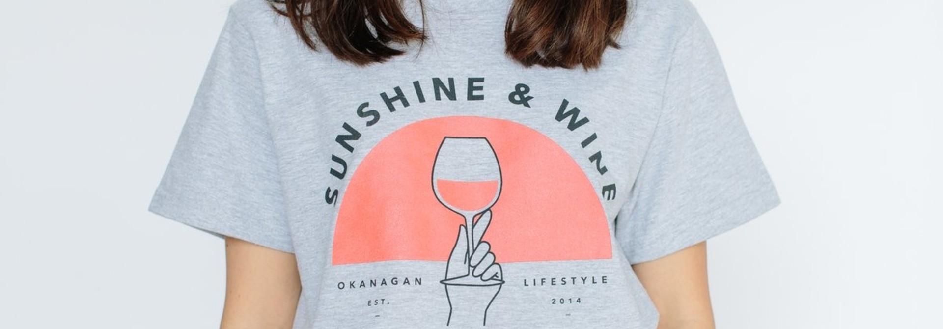 SUNSHINE AND WINE VINTAGE TEE