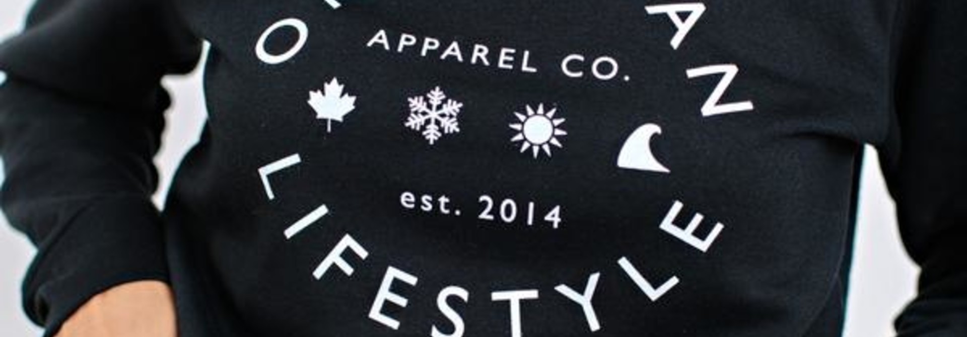CLASSIC CREWNECK