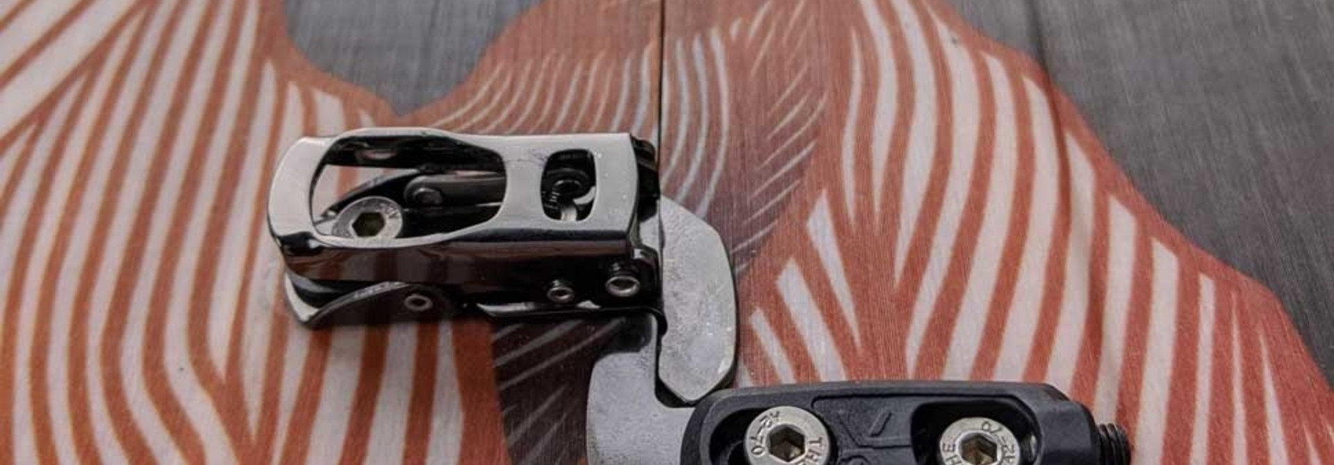 Ultraclip 2.0 with M5 Thru-Mount Hardware