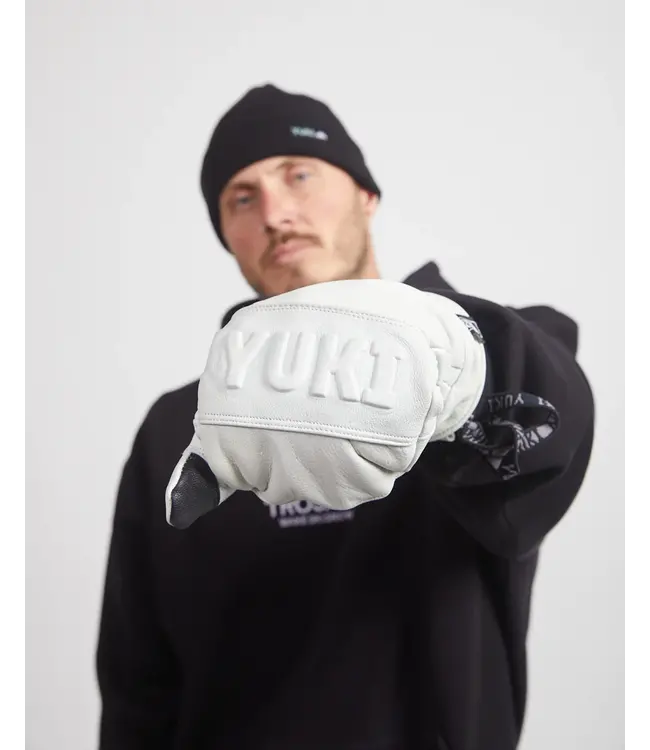 Yuki Threads Legit Mitt