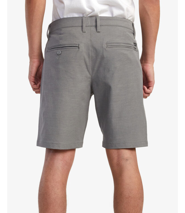 RVCA BACK IN HYBRID SHORT