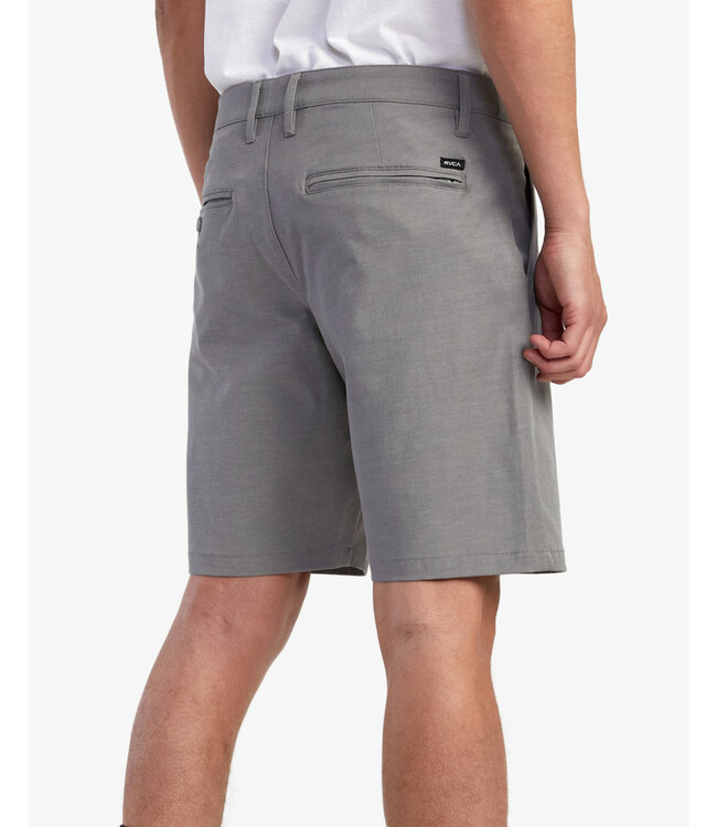 RVCA BACK IN HYBRID SHORT