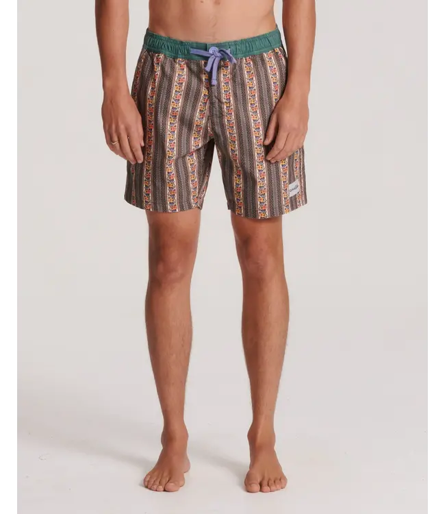 Critical Slide CEREMONY 16" TRUNK