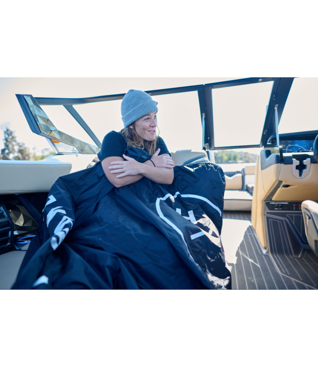 Hyperlite Boat Blanket w Heater Hose Hookup