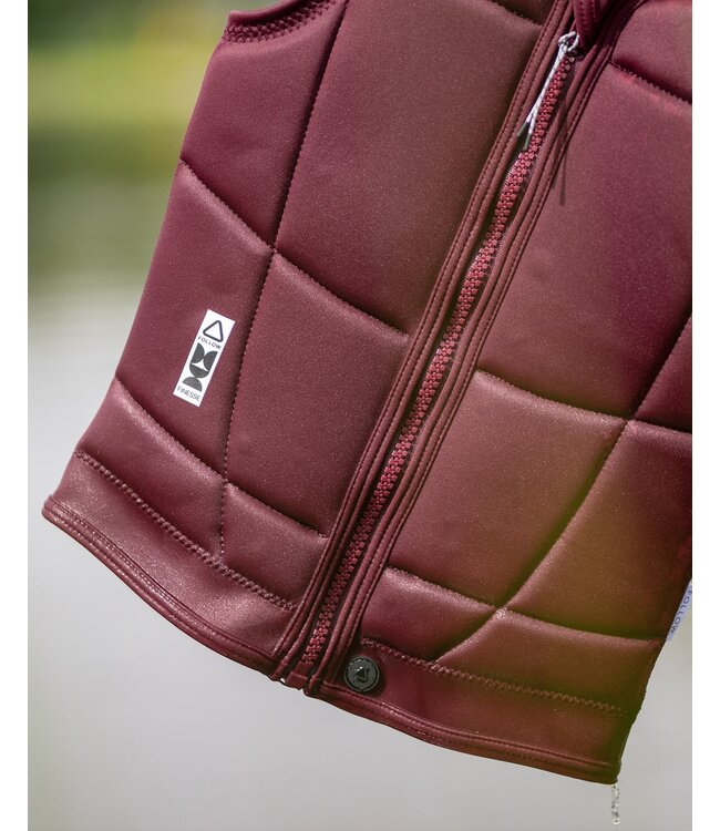 Follow Women's Finesse Impact Vest