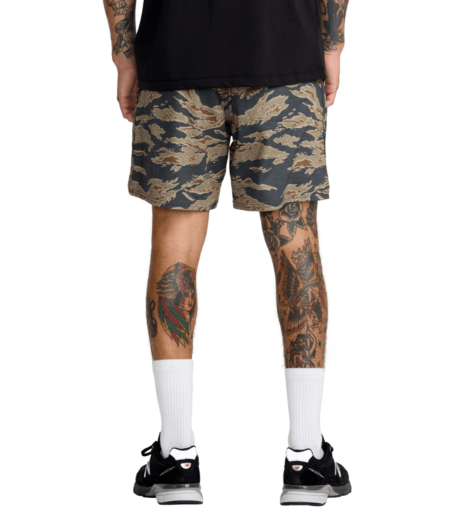 RVCA YOGGER RECOVER 17