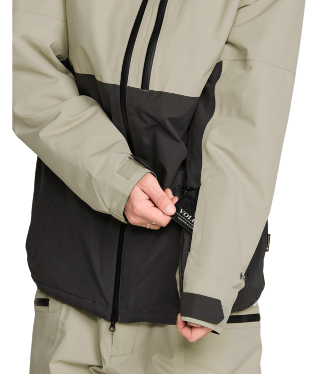 Volcom Men's L Insulated Gore-Tex Jacket