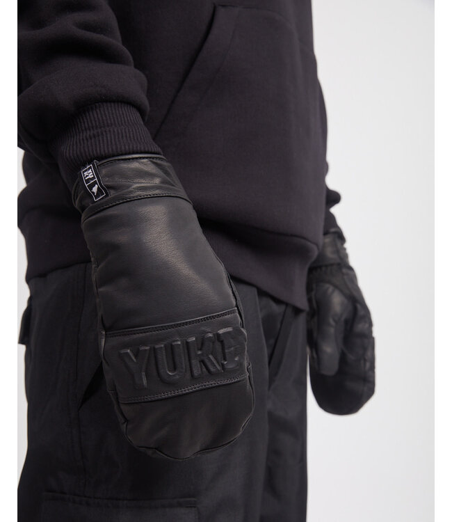 Yuki Threads Legit Mitt
