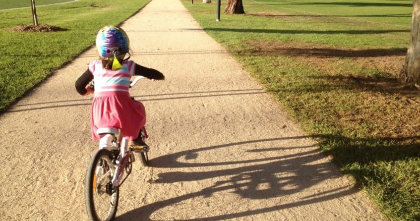 TEACHING YOUR CHILD TO RIDE WITH PEDALS
