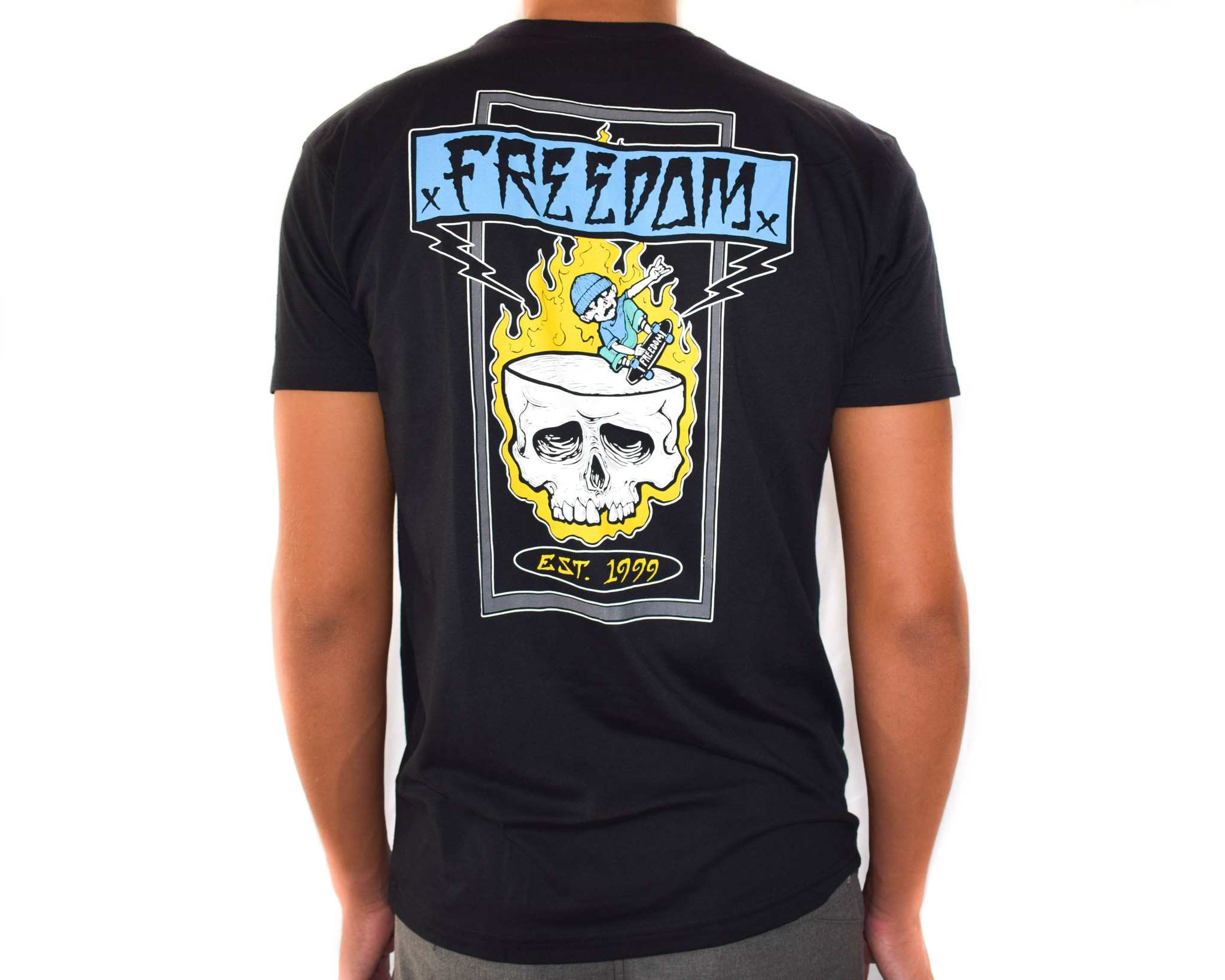 Freedom Boardshop TEE-FREEDOM SKULL BOWL