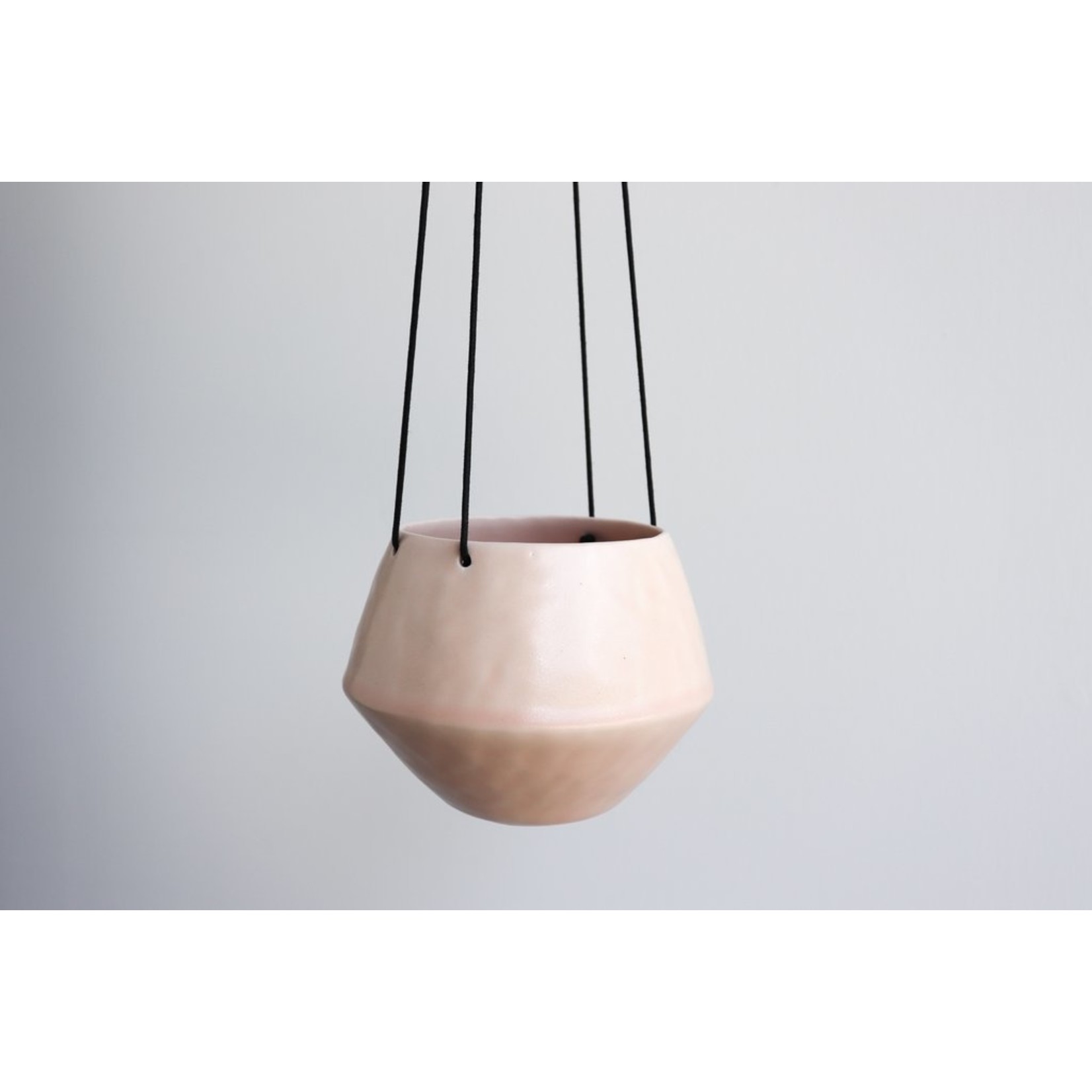 Benotti Round Pinched Hanging Planter - Small:Summer Sweet