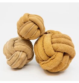 HuggleHounds Huggle-Hide® Ball