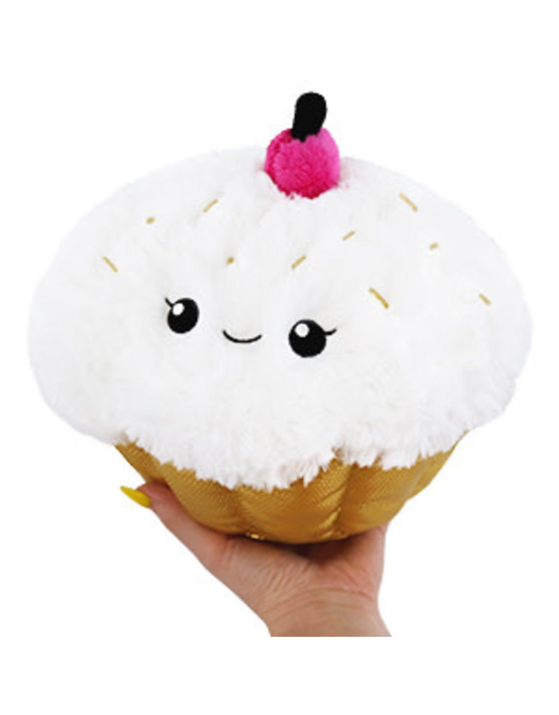 Mini Golden Cupcake Special Edition 7 Castle Toys And Games Llc