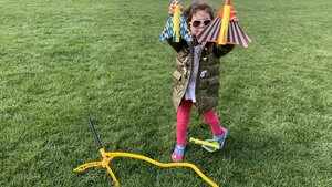 This little customer gives the Stunt Plane Stomp Rocket Two Thumbs Up!