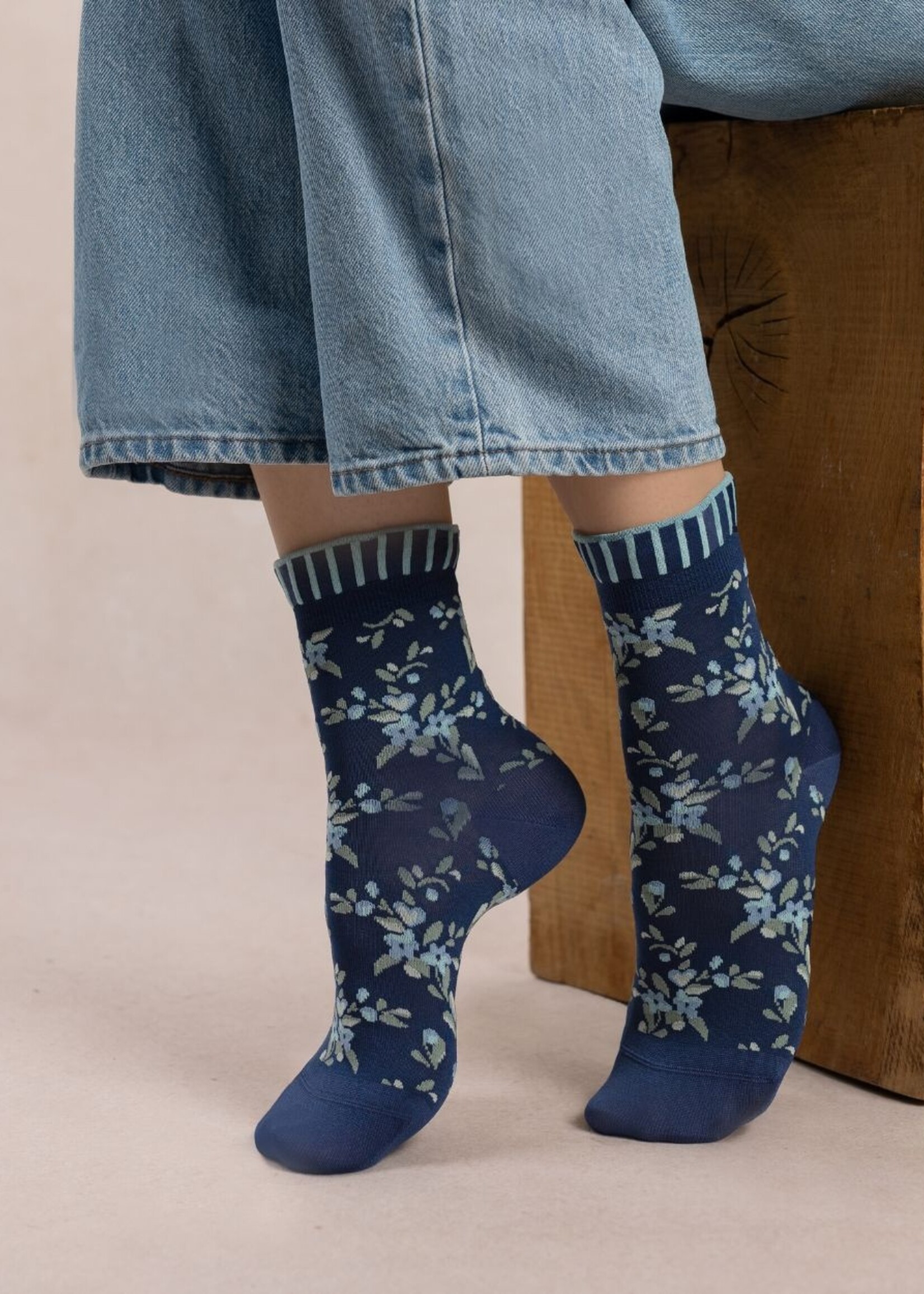 Bleu Forêt Socquettes BF fil d'écosse Liberty 6600