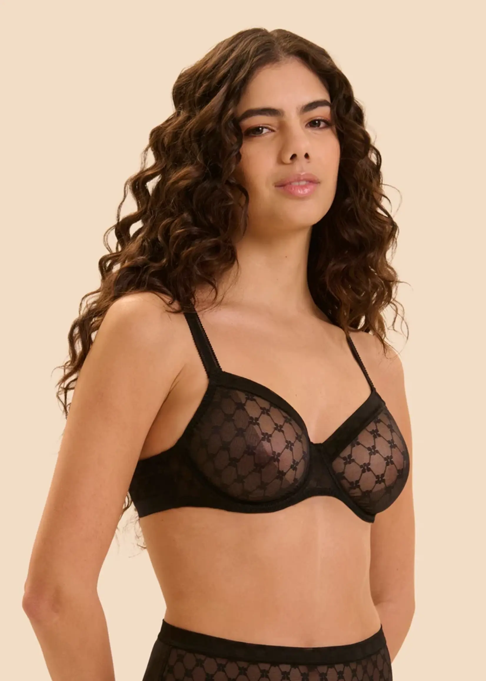 Simone Pérèle Soutien-gorge moulé plongeant Simone Pérèle Plume 1G4324