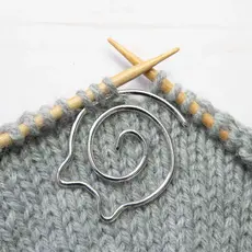 Cat Spiral Cable Needle Silver