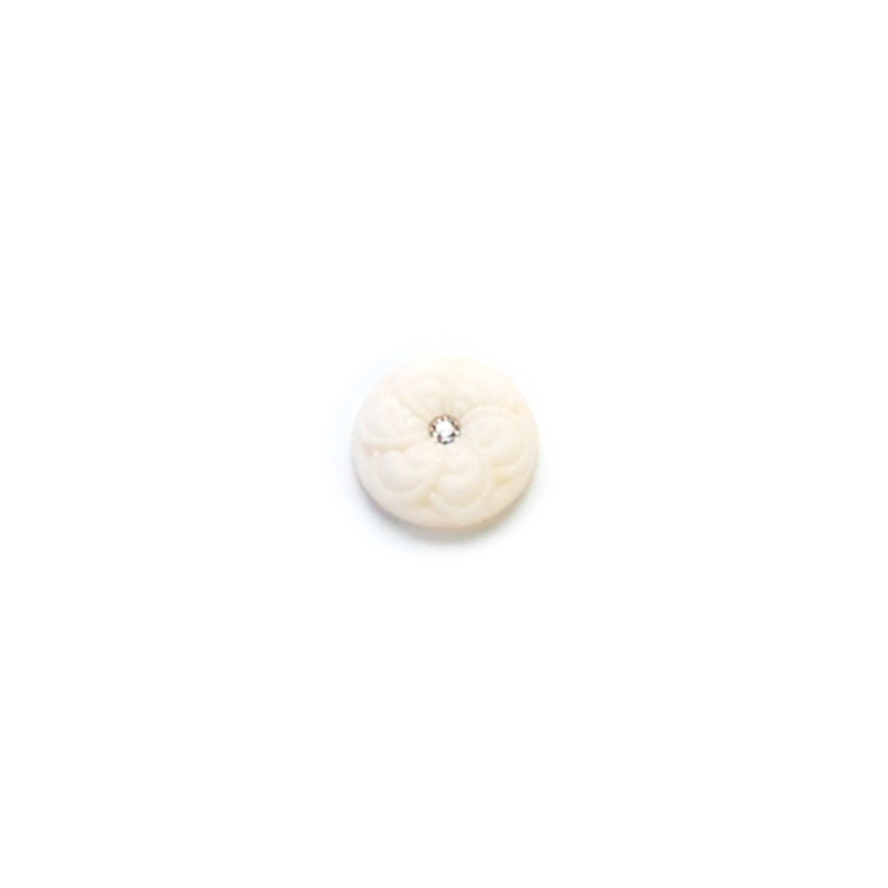 Floral Design with Diamond Button 13mm