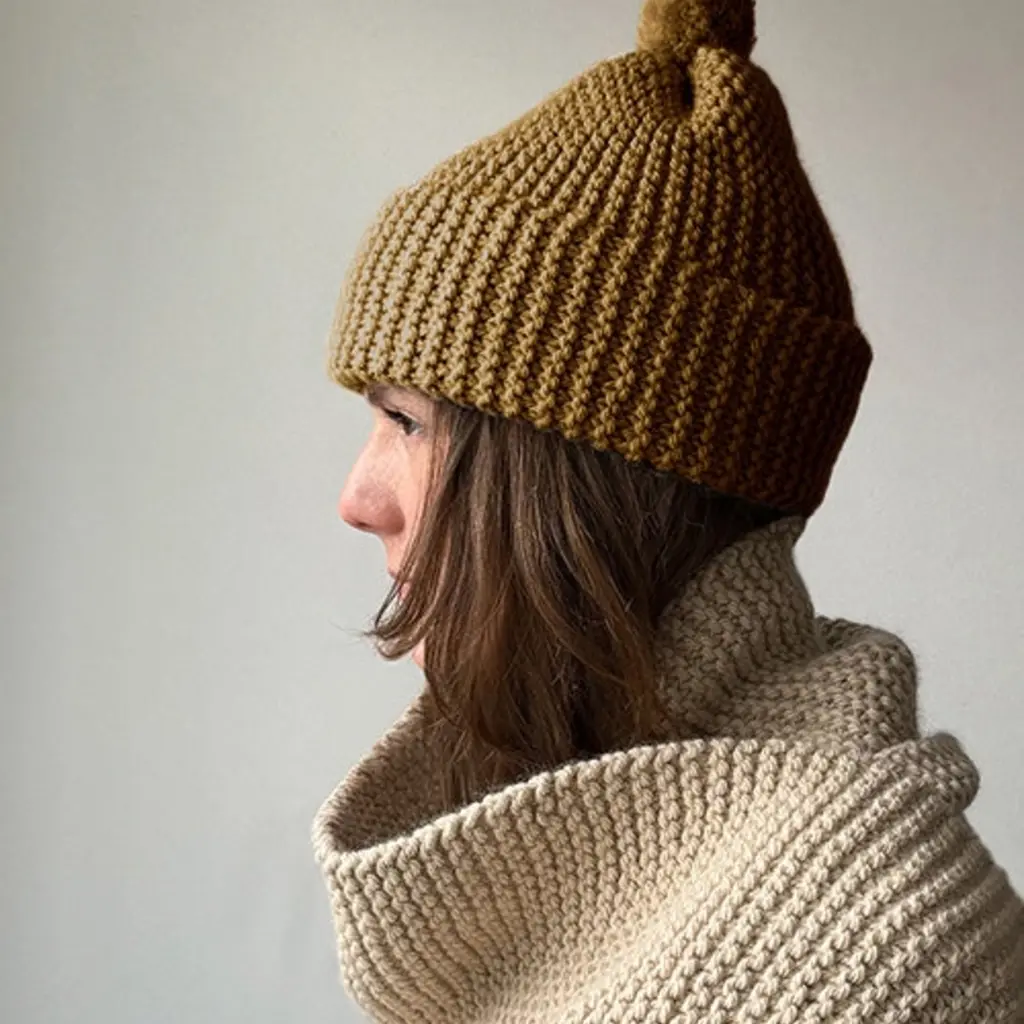 DIY Learn to Knit Kit | Classic Pom Beanie