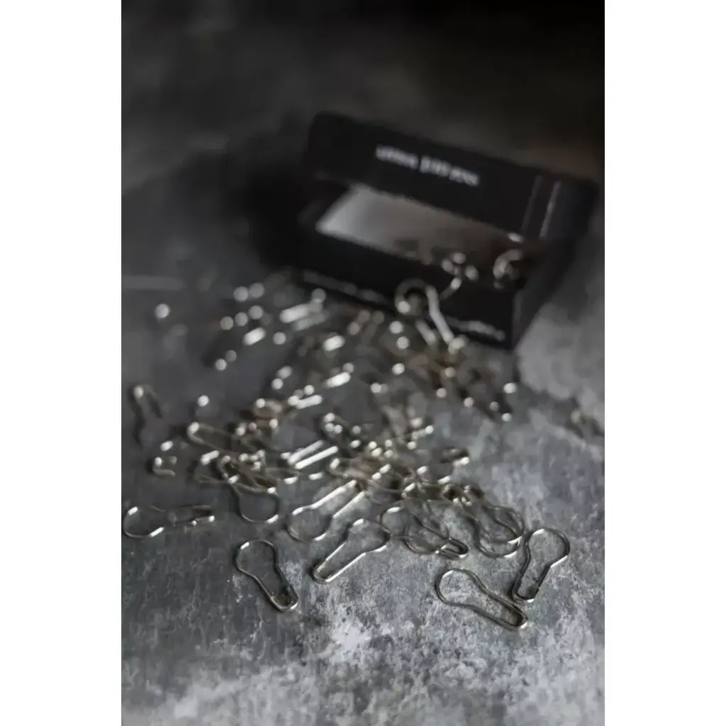 Merchant and Mills Bulb Pins