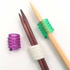 Clover Coil Knitting Needle Holder