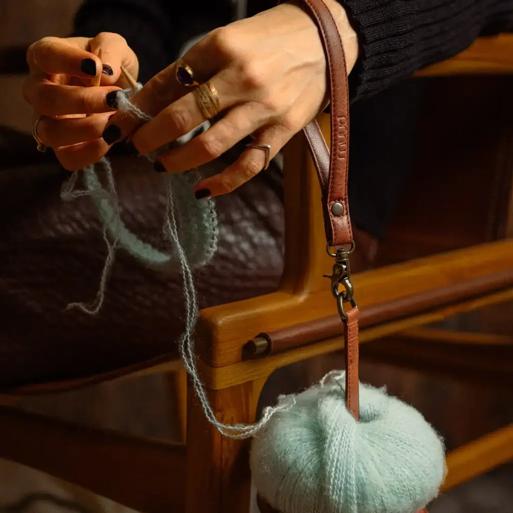 muud Gyrit Yarn Holder Whisky