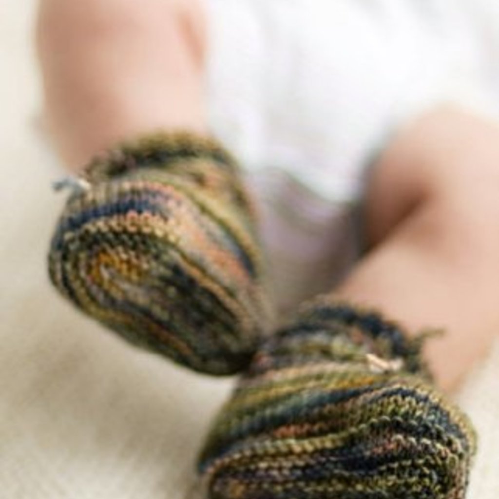 booties that stay on babies feet