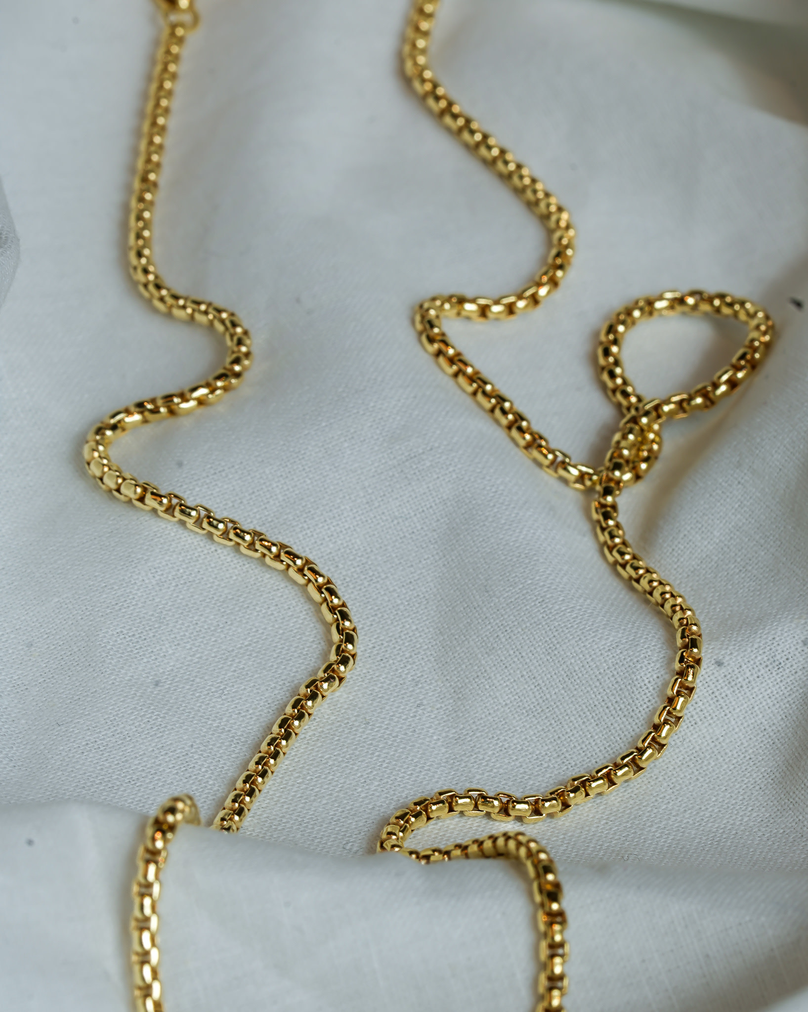 Laura Lombardi Essential Box Chain 