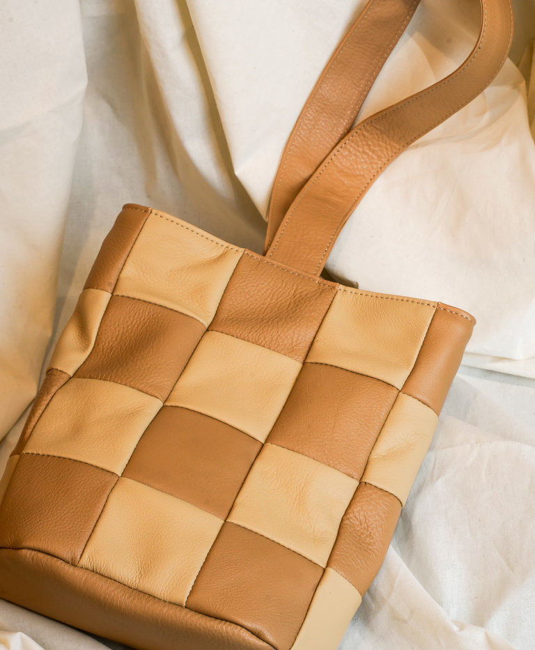 Primecut Primecut Slingbag Tan Checkered Leather
