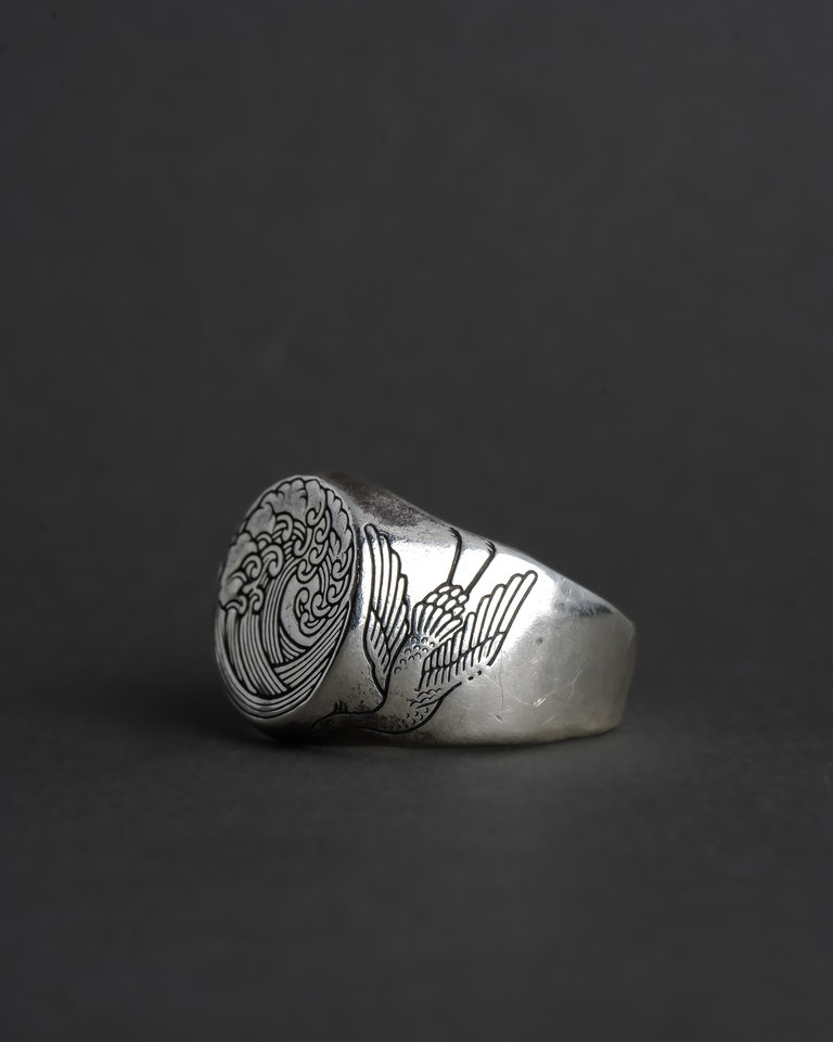 Digby & Iona Digby & Iona Great Wave Signet Ring
