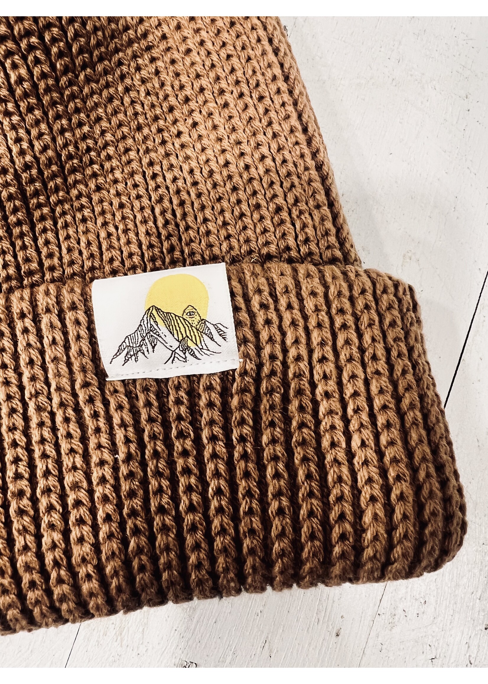 Trading Co. Revelstoke - Mtns. Calling Beanie