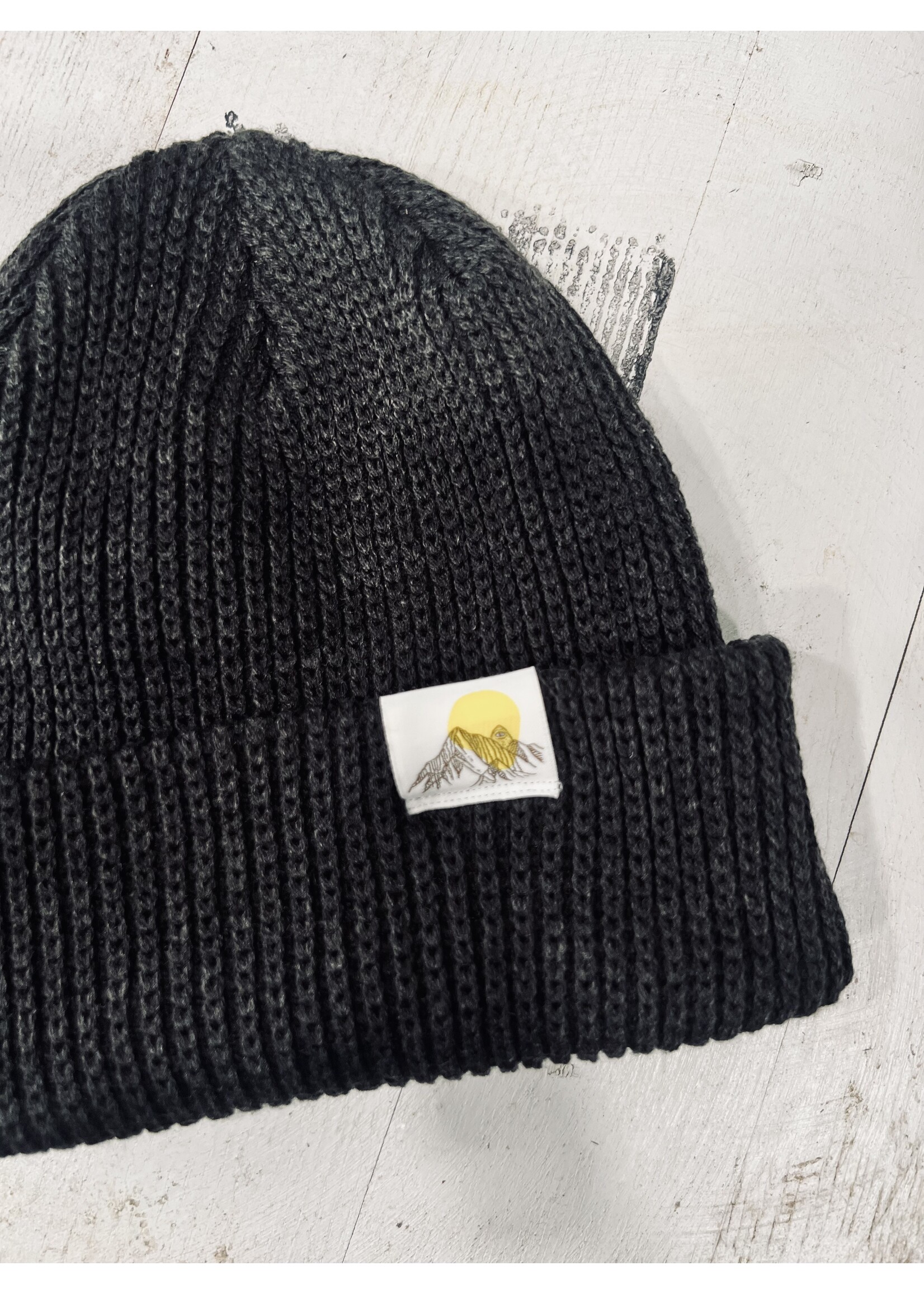 Trading Co. Revelstoke - Mtns. Calling Beanie