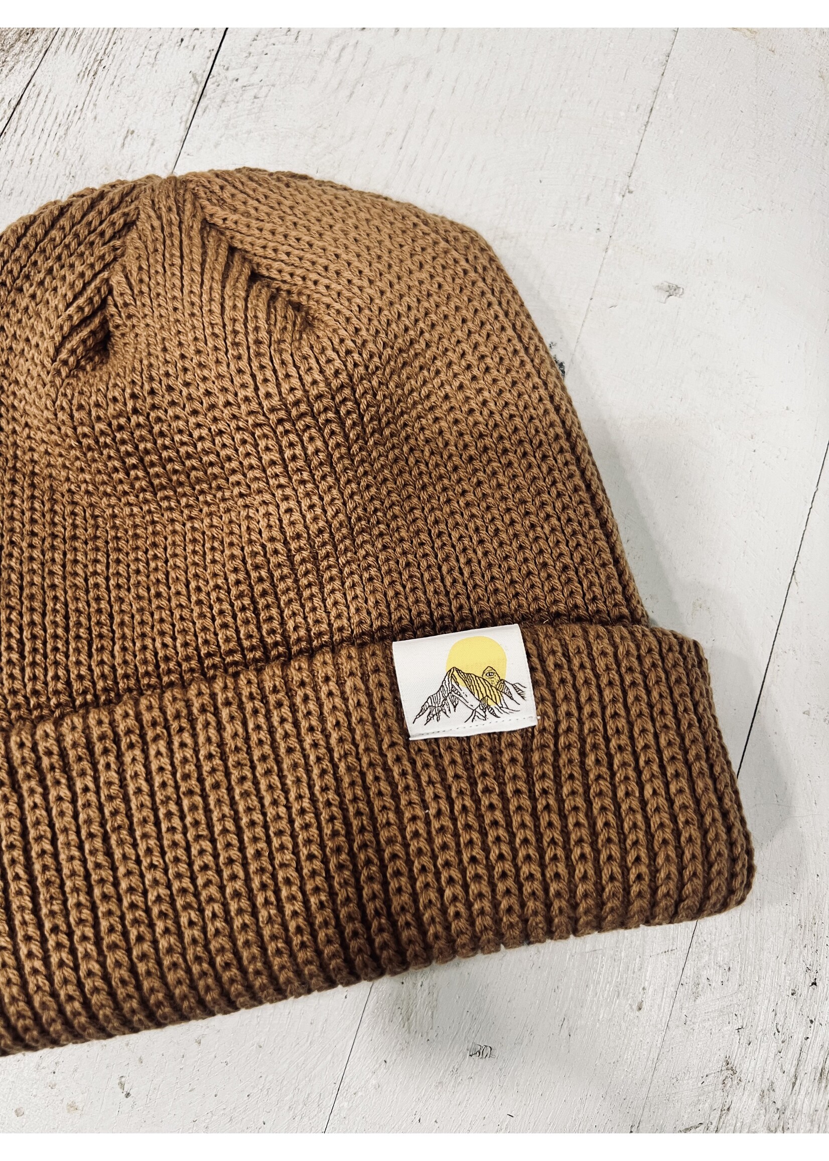 Trading Co. Revelstoke - Mtns. Calling Beanie