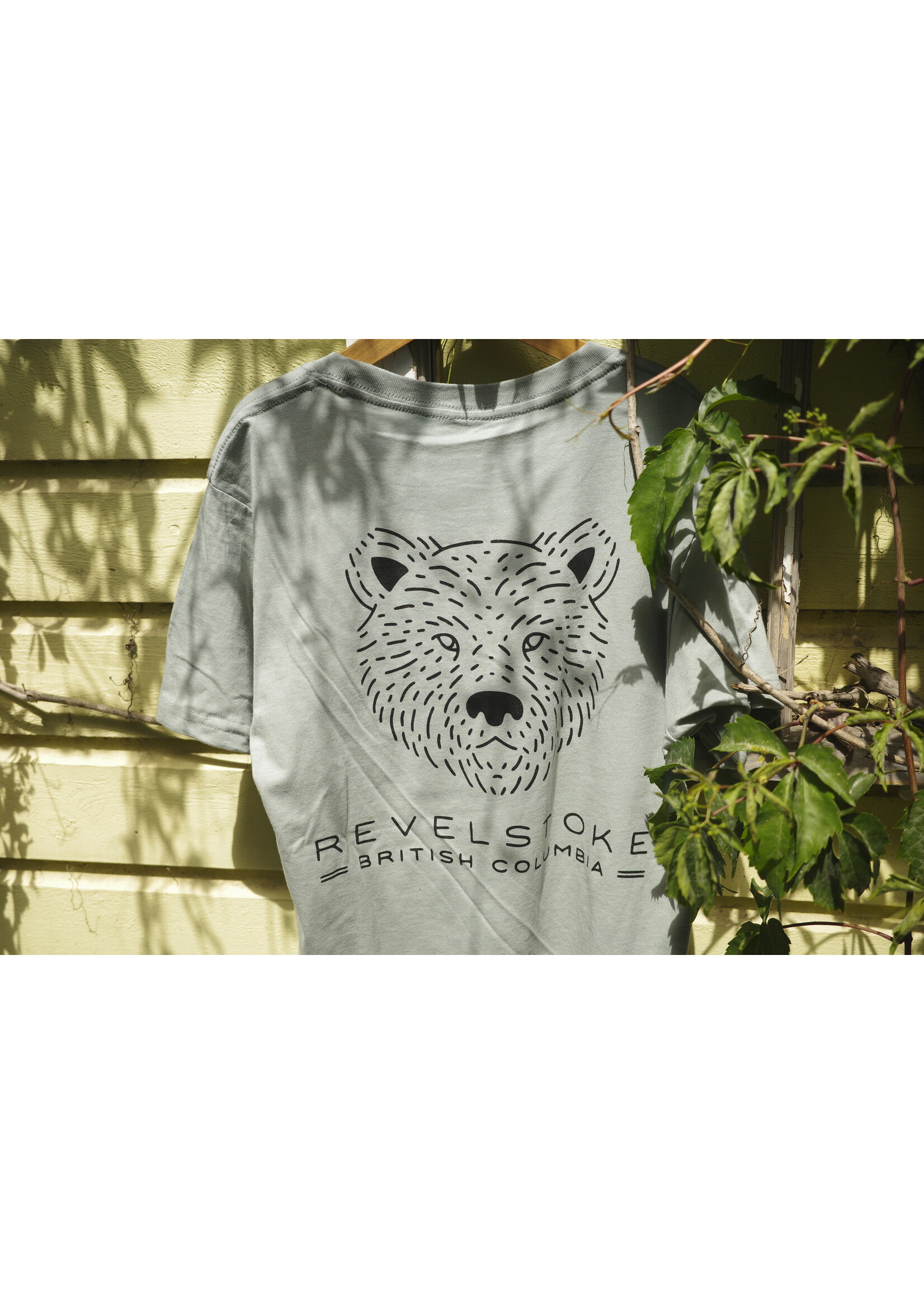 Trading Co. Revelstoke - Youth Flash Bear Tee