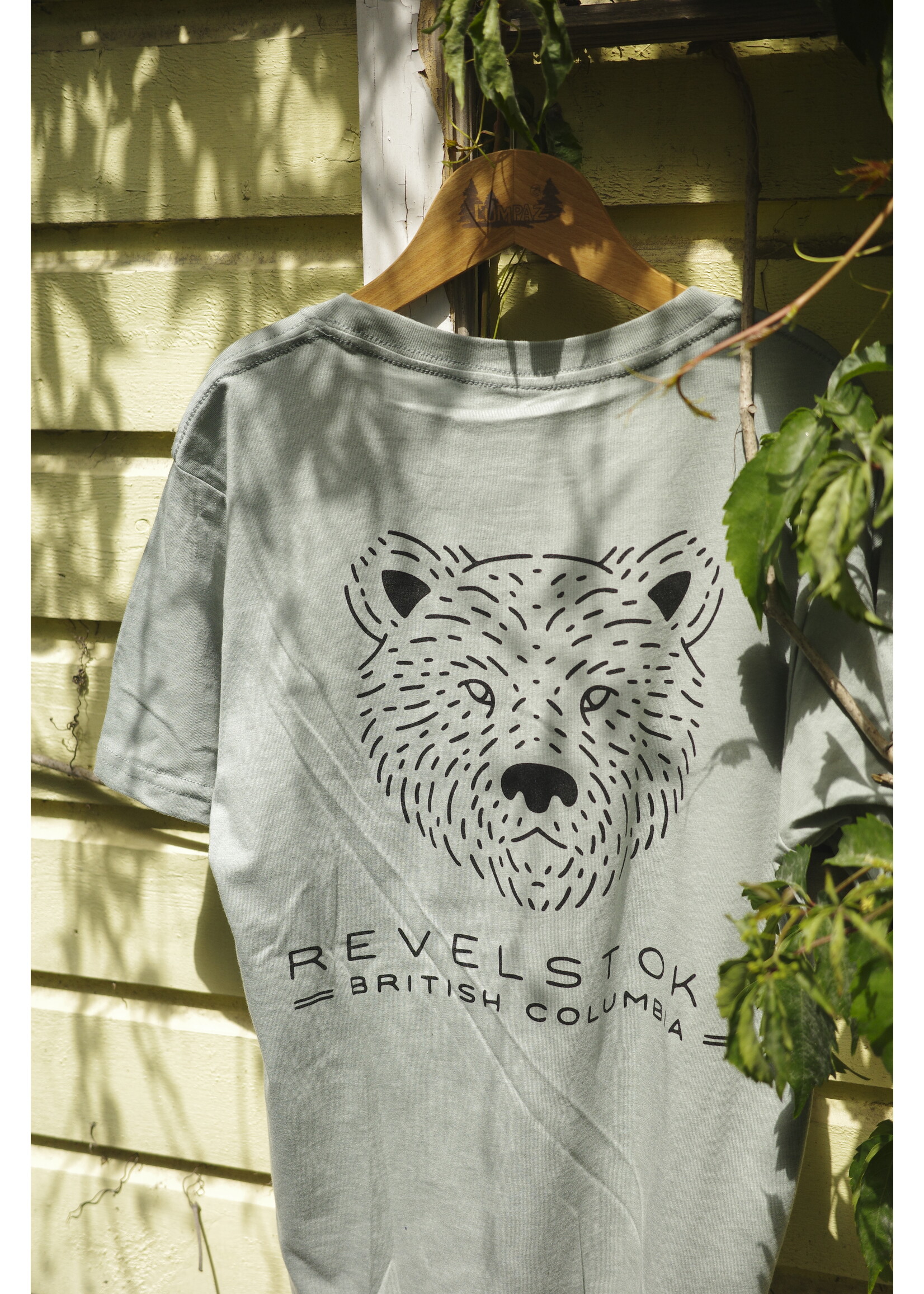 Trading Co. Revelstoke - Youth Flash Bear Tee