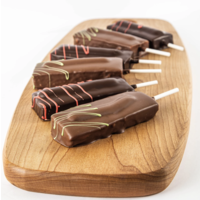 Marshmallow, dark chocolate and salted caramel broom - Couleur chocolat 40g